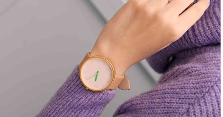 How to Wear a Watch For Ladies